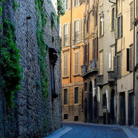 Livinn The * Бергамо